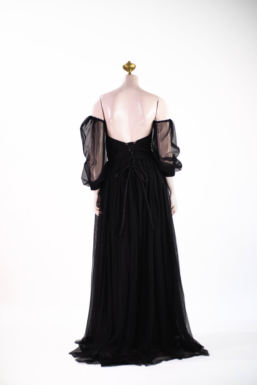 Elegant Black Evening Gown with Corset Back | Sheer Balloon Sleeve Formal Maxi Dress - B01